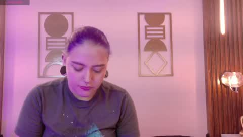 Snapshot of winchester_hanna chatting on May 2026 09:00:01 PM Winchester Hanna online show from May 2026 09:00:01 PM