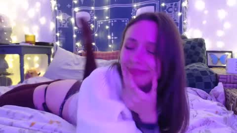 Eevie online show from December 2024 02:53:01 AM