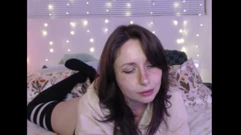 Eevie online show from February 2026 03:21:02 AM