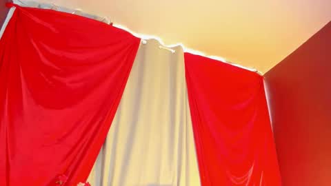 Snapshot of wini_fer chatting on November 2025 01:55:01 PM Wini Fer online show from November 2025 01:55:01 PM