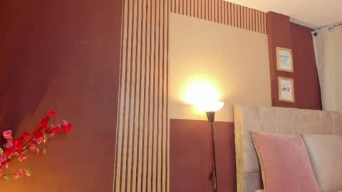 Snapshot of wini_fer chatting on April 2026 08:13:02 PM Wini Fer online show from April 2026 08:13:02 PM