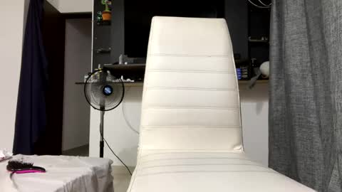 Winniethephoota online show from December 2024 11:51:01 PM