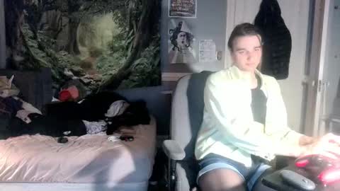 Snapshot of winter123137 chatting on December 2024 08:04:02 AM Winter online show from December 2024 08:04:02 AM