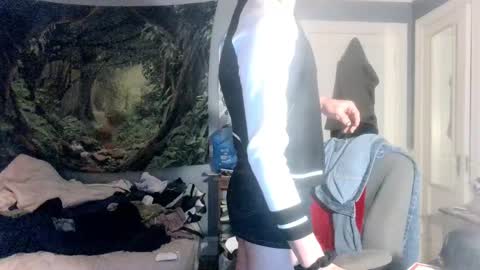 Snapshot of winter123137 chatting on February 2025 12:43:02 AM Winter online show from February 2025 12:43:02 AM