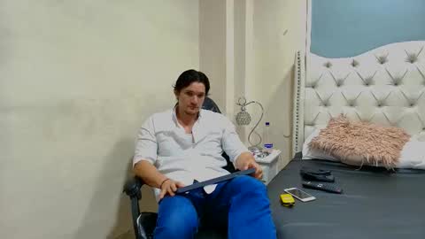 Snapshot of wiston_cox chatting on February 2026 02:22:02 PM Wiston online show from February 2026 02:22:02 PM