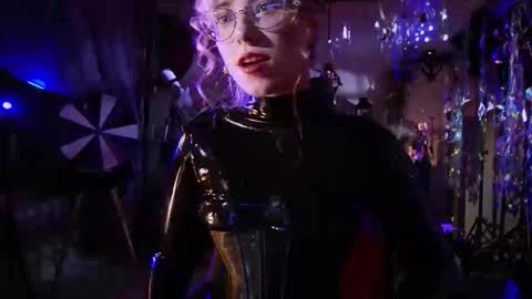 Snapshot of witch_fiona chatting on May 2026 07:55:02 PM Goddess of two strapons - Mr. long Don Mr. Pinky online show from May 2026 07:55:02 PM