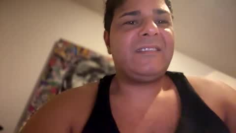 Snapshot of witebull83 chatting on December 2024 03:44:02 PM Witebull online show from December 2024 03:44:02 PM