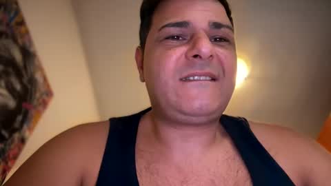 Snapshot of witebull83 chatting on January 2025 11:58:02 AM Witebull online show from January 2025 11:58:02 AM