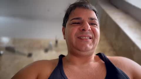 Snapshot of witebull83 chatting on January 2025 11:39:01 AM Witebull online show from January 2025 11:39:01 AM