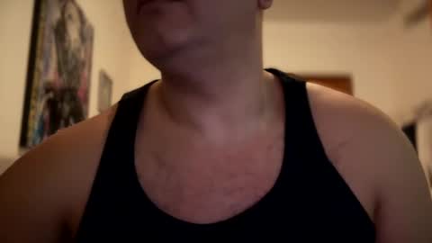 Snapshot of witebull83 chatting on February 2025 07:47:02 AM Witebull online show from February 2025 07:47:02 AM