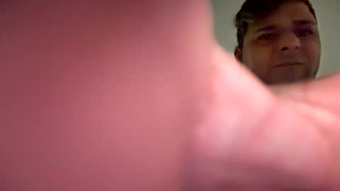 Snapshot of witebull83 chatting on February 2026 08:35:01 AM Witebull online show from February 2026 08:35:01 AM