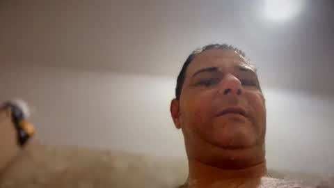 Snapshot of witebull83 chatting on February 2026 09:30:01 AM Witebull online show from February 2026 09:30:01 AM