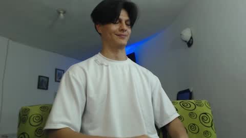 Ken online show from February 2025 09:04:01 PM