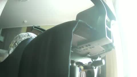 wixer1970 online show from November 2025 12:18:02 PM