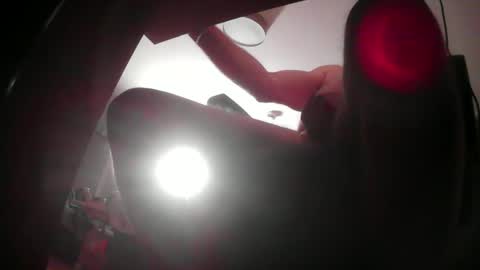 wixer1970 online show from April 2026 06:27:01 PM