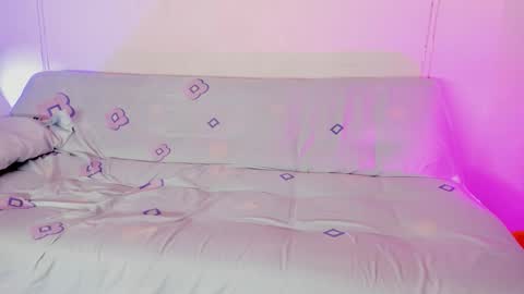 Wiz and Candy online show from November 2025 10:30:01 PM