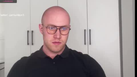 Wlademar online show from March 2026 05:57:01 AM