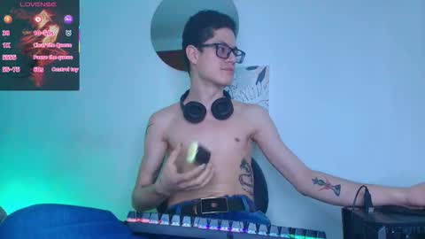  W O L F  online show from March 2026 12:12:02 PM