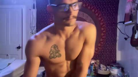 Snapshot of wolfblazer5 chatting on February 2025 10:34:01 AM Wolfblazer online show from February 2025 10:34:01 AM