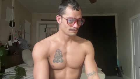 Snapshot of wolfblazer5 chatting on February 2025 11:00:02 AM Wolfblazer online show from February 2025 11:00:02 AM