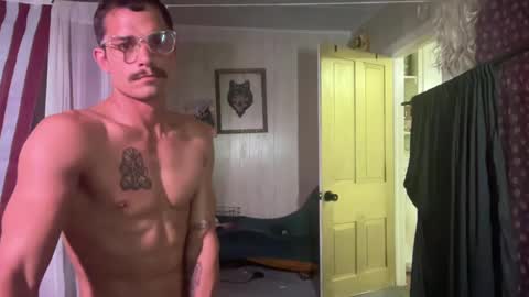 Snapshot of wolfblazer5 chatting on September 2025 10:36:01 PM Wolfblazer online show from September 2025 10:36:01 PM