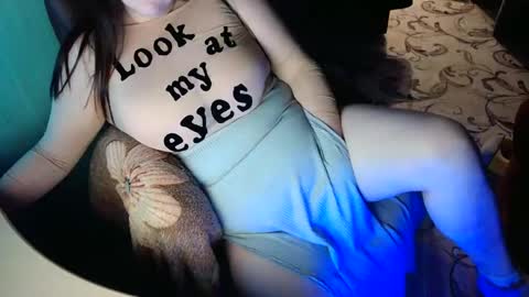 Snapshot of woman_cum84 chatting on January 2025 06:27:02 AM Jess online show from January 2025 06:27:02 AM