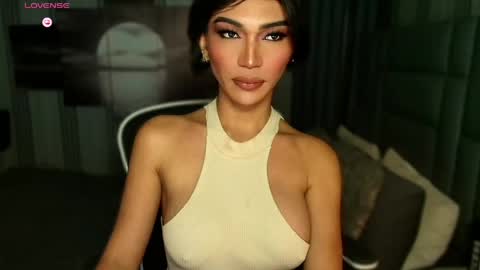 Julia online show from April 2026 04:21:02 AM