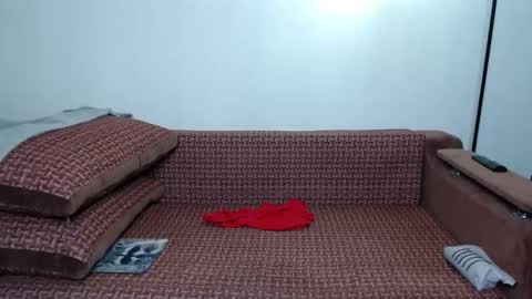 Snapshot of women_pleasures chatting on September 2025 02:32:01 PM women_pleasures online show from September 2025 02:32:01 PM