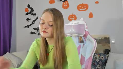 wonderconnie online show from October 2025 09:33:01 AM