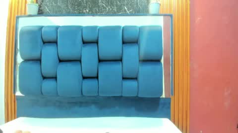 wonderkloe_ online show from April 2026 02:39:01 AM