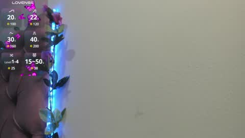 Snapshot of wood_nymphh chatting on December 2024 07:43:02 PM Lia online show from December 2024 07:43:02 PM