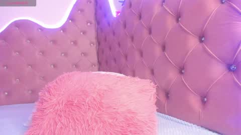 Snapshot of wood_nymphh chatting on January 2025 07:56:02 PM Lia online show from January 2025 07:56:02 PM