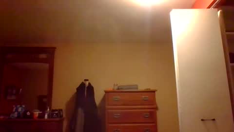 woodeee77 online show from December 2024 01:18:01 AM