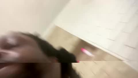 Woodpipe69 online show from December 2024 01:49:02 PM