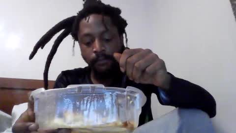 Woodpipe69 online show from September 2025 05:05:02 PM