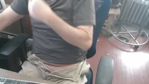 woodworker6473 online show from April 2026 01:39:01 PM