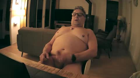 woodwurm and Snoeske online show from February 2026 06:19:02 AM