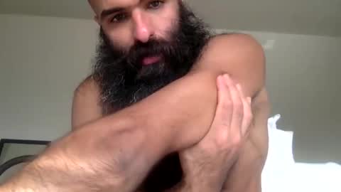 woof_wolf37 online show from February 2026 10:26:01 PM