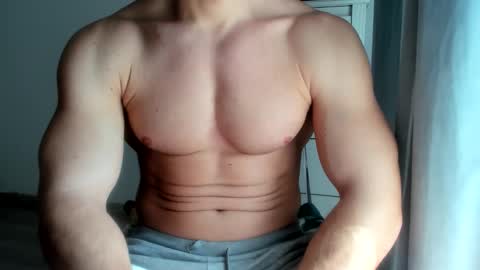 Snapshot of woolfiie chatting on March 2026 08:06:02 AM Wolfie online show from March 2026 08:06:02 AM