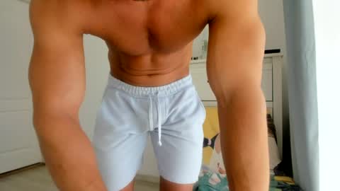 Snapshot of woolfiie chatting on June 2026 07:58:01 AM Wolfie online show from June 2026 07:58:01 AM