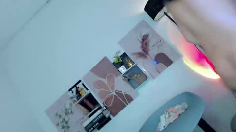 Snapshot of working_girl28 chatting on November 2025 02:28:01 PM kesha online show from November 2025 02:28:01 PM