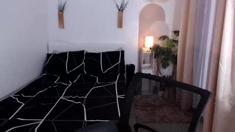 Camilla online show from December 2024 12:13:01 AM