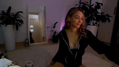 worldsbaby online show from February 2025 08:21:01 PM