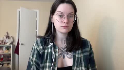 Snapshot of worship_lucina chatting on January 2025 03:29:02 PM Lucina online show from January 2025 03:29:02 PM