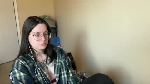 Snapshot of worship_lucina chatting on January 2025 06:23:01 PM Lucina online show from January 2025 06:23:01 PM