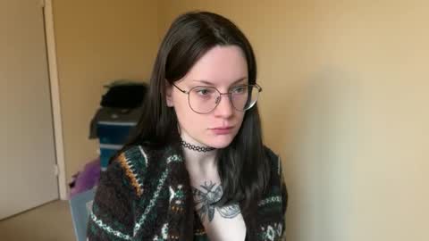 Snapshot of worship_lucina chatting on January 2025 03:22:02 PM Lucina online show from January 2025 03:22:02 PM