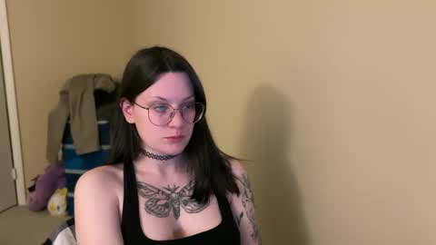 Snapshot of worship_lucina chatting on February 2025 11:17:01 PM Lucina online show from February 2025 11:17:01 PM