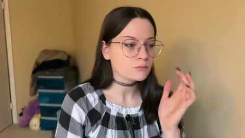 Snapshot of worship_lucina chatting on February 2025 06:13:01 PM Lucina online show from February 2025 06:13:01 PM