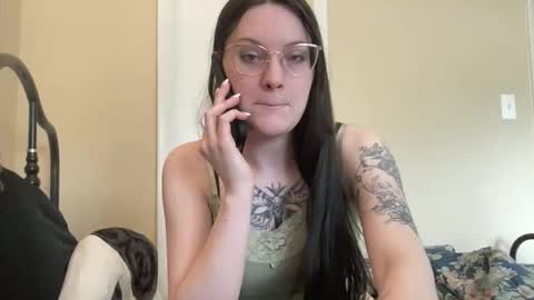 Lucina online show from March 2026 05:19:01 PM