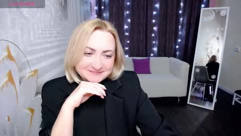 Snapshot of wow_co chatting on December 2024 03:42:02 PM wow_co online show from December 2024 03:42:02 PM